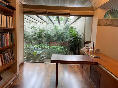 Foto 7 do(a) Casa de 5 quartos à venda em Paineiras do Morumbi, São Paulo