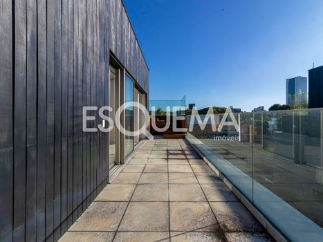 Foto 1 do(a) Casa em Condomínio de 4 quartos à venda em Jardim Europa, São Paulo