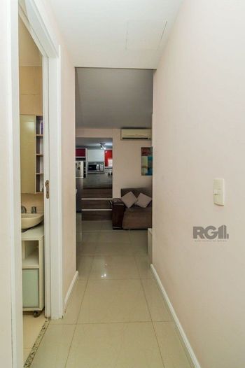 Foto 8 do(a) Flat de 3 quartos à venda em Vila Ipiranga, Porto Alegre