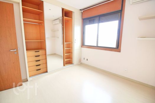 Foto 24 do(a) Apartamento de 4 quartos à venda em Boa Vista, Porto Alegre
