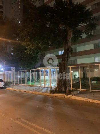 Foto 3 do(a) Apartamento de 1 quartos à venda em Moema, São Paulo