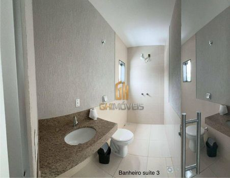 Foto 2 do(a) Casa de 3 quartos à venda em Parque Atheneu, Goiânia