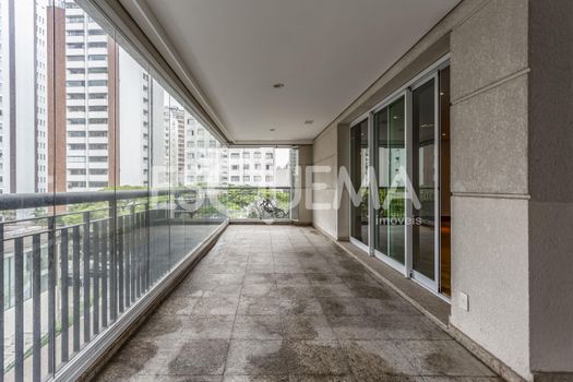 Foto 2 do(a) Apartamento de 3 quartos à venda em Vila Nova Conceição, São Paulo
