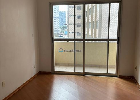 Foto 1 do(a) Apartamento de 3 quartos à venda em Vila Gumercindo, São Paulo