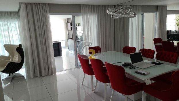 Foto 4 do(a) Apartamento de 4 quartos para alugar em Água Branca, São Paulo