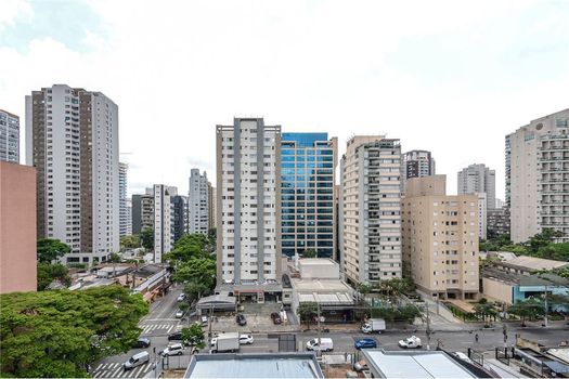 Foto 6 do(a) Apartamento de 2 quartos à venda em Moema, São Paulo