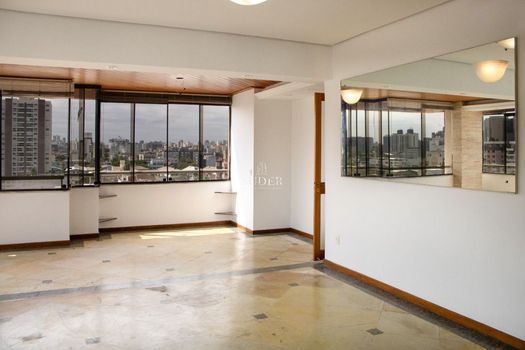 Foto 3 do(a) Cobertura de 3 quartos à venda em Menino Deus, Porto Alegre