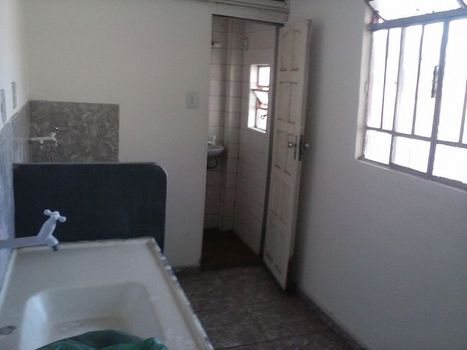 Foto 4 do(a) Casa de 3 quartos à venda em Nova Vista, Belo Horizonte
