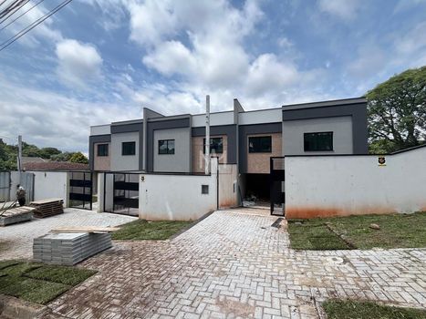Foto 1 do(a) Casa de 3 quartos à venda em Boa Vista, Curitiba