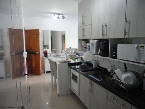 Foto 10 do(a) Apartamento de 3 quartos para alugar em Vila Francisco Matarazzo, Santo André