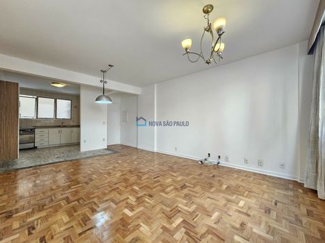 Foto 3 do(a) Apartamento de 3 quartos à venda em Indianópolis, São Paulo