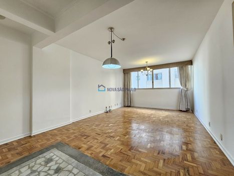 Foto 2 do(a) Apartamento de 3 quartos à venda em Indianópolis, São Paulo