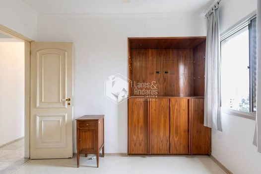 Foto 12 do(a) Apartamento de 3 quartos à venda em Jardim Londrina, São Paulo