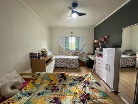Foto 23 do(a) Casa de 5 quartos à venda em Parque Maria Domitila, São Paulo