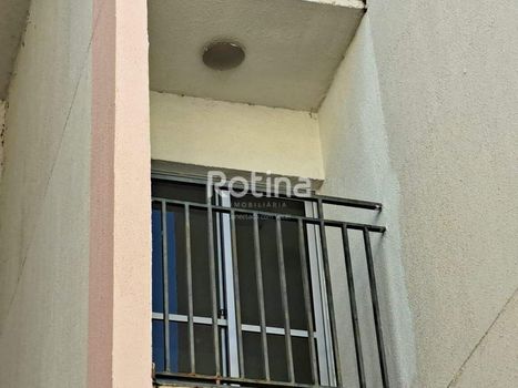 Foto 6 do(a) Apartamento de 3 quartos à venda em Jardim Europa, Uberlândia