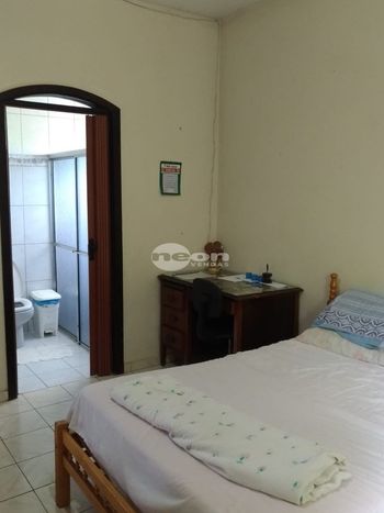 Foto 21 do(a) Fazenda / Sítio / Chácara de 5 quartos à venda em null, Pinhalão