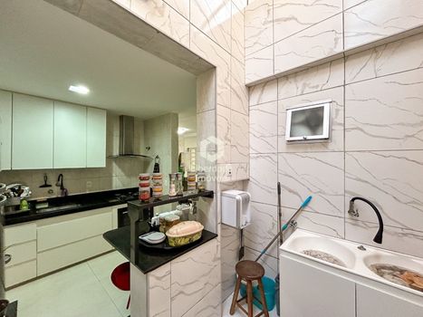 Foto 44 do(a) Casa de 3 quartos à venda em Caiçaras, Belo Horizonte
