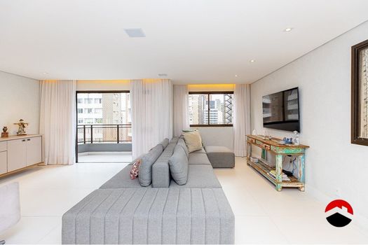 Foto 3 do(a) Apartamento de 4 quartos à venda em Jardim Europa, São Paulo