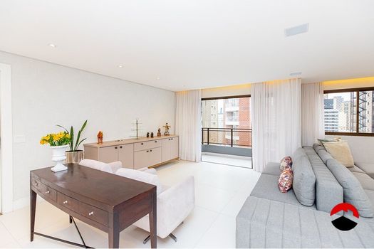 Foto 5 do(a) Apartamento de 4 quartos à venda em Jardim Europa, São Paulo