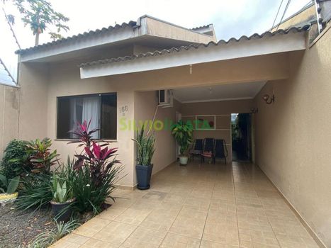Foto 1 do(a) Casa de 3 quartos à venda em Parque da Gávea, Maringá