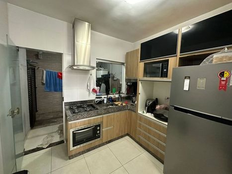 Foto 3 do(a) Casa em Condomínio de 3 quartos à venda em Chácaras São Pedro, Aparecida de Goiânia
