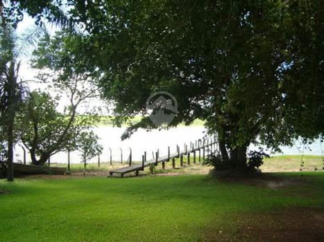 Foto 6 do(a) Fazenda / Sítio / Chácara de 3 quartos à venda em Centro, Lins