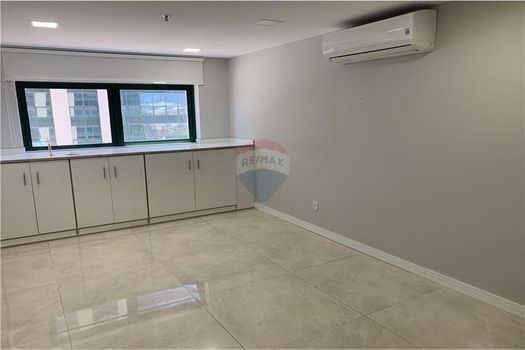 Foto 3 do(a) Sala / Conjunto Comercial false à venda em Barra da Tijuca, Rio de Janeiro