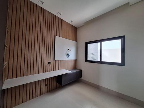 Foto 4 do(a) Casa de 4 quartos à venda em Jardim São Domingos, Marília