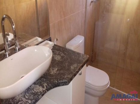 Foto 16 do(a) Casa em Condomínio de 4 quartos à venda em Jardim Califórnia, Jacareí
