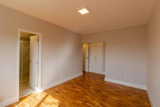 Foto 2 do(a) Apartamento de 4 quartos à venda em Paraisópolis, São Paulo