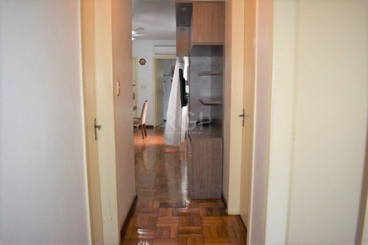 Foto 4 do(a) Flat de 3 quartos à venda em Centro Histórico, Porto Alegre