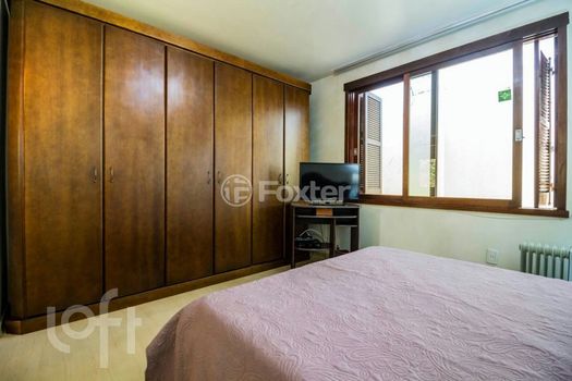 Foto 15 do(a) Casa de 3 quartos à venda em Chácara das Pedras, Porto Alegre