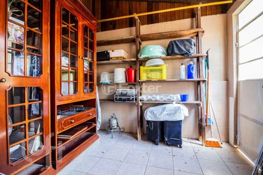 Foto 34 do(a) Casa de 3 quartos à venda em Chácara das Pedras, Porto Alegre