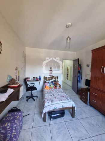 Foto 22 do(a) Casa de 3 quartos à venda em Capão Redondo, São Paulo