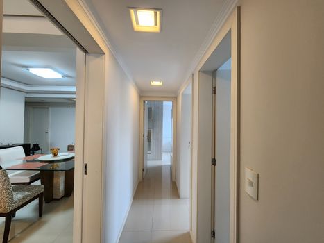 Foto 12 do(a) Apartamento de 3 quartos à venda em Estreito, Florianópolis