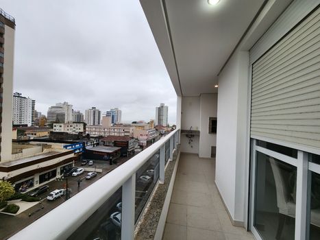 Foto 10 do(a) Apartamento de 3 quartos à venda em Estreito, Florianópolis