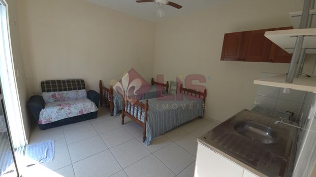 Foto 4 do(a) Casa de 3 quartos à venda em Jardim Porto Novo, Caraguatatuba