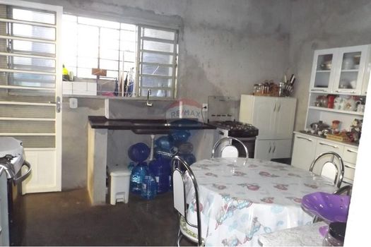 Foto 13 do(a) Casa de 3 quartos à venda em Loteamento Conjunto Habitacional Antônio Assad Alcici, Itapira