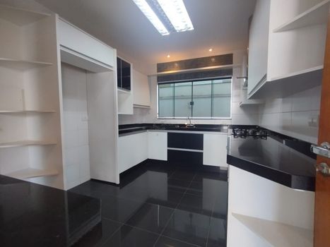 Foto 43 do(a) Casa em Condomínio de 4 quartos à venda em Recanto do Salto, Londrina