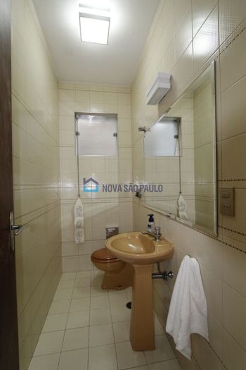 Foto 6 do(a) Casa de 4 quartos à venda em Cidade Vargas, São Paulo