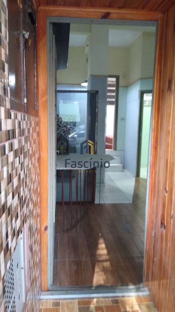 Foto 2 do(a) Casa de 2 quartos para alugar em Cambuci, São Paulo