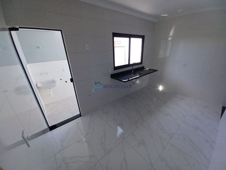 Foto 3 do(a) Casa de 2 quartos à venda em Jardim Patente Novo, São Paulo