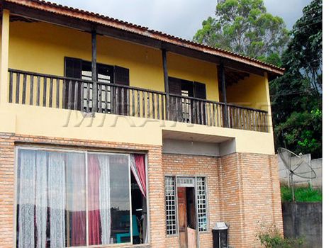 Foto 1 do(a) Casa de 4 quartos para alugar em Santa Inês, Mairiporã