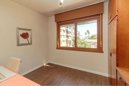 Foto 4 do(a) Apartamento de 3 quartos à venda em Mont Serrat, Porto Alegre