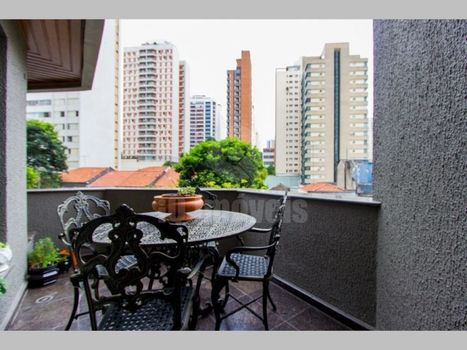 Foto 8 do(a) Apartamento de 4 quartos à venda em Cerqueira César, São Paulo
