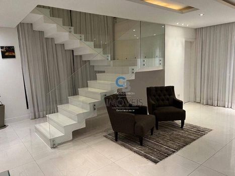 Foto 2 do(a) Casa de 4 quartos para alugar em Vila Bertioga, São Paulo