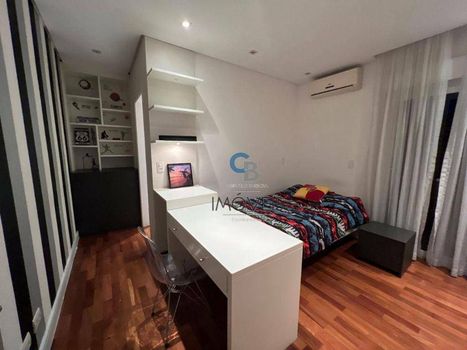 Foto 19 do(a) Casa de 4 quartos para alugar em Vila Bertioga, São Paulo