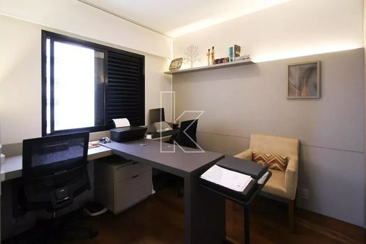 Foto 14 do(a) Apartamento de 6 quartos à venda em Indianópolis, São Paulo