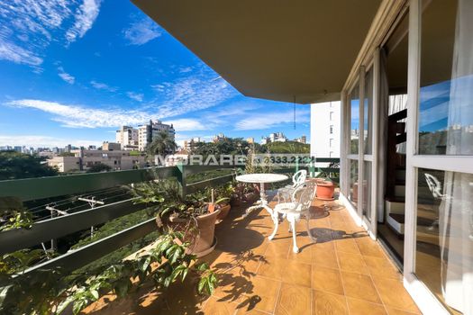 Foto 2 do(a) Cobertura de 3 quartos à venda em Petrópolis, Porto Alegre