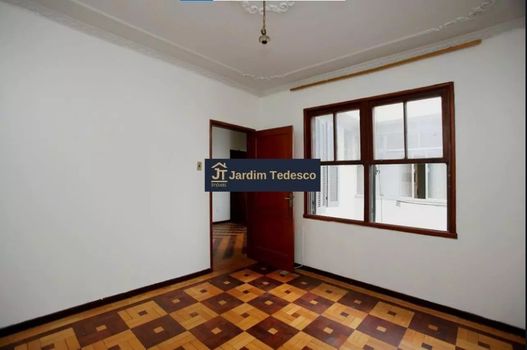 Foto 13 do(a) Apartamento de 2 quartos à venda em Passo da Areia, Porto Alegre